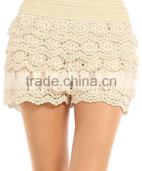 Sexy Tiered Crochet Lace Stretch Waist Shorts Women TIERED FLORAL CROCHET SHORTS photo-5