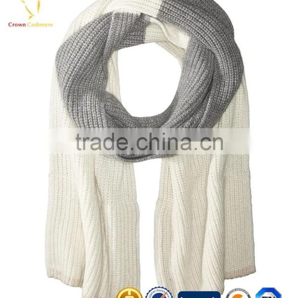 Simple Knit Thick Merino Wool Scarf With Zipper photo-2