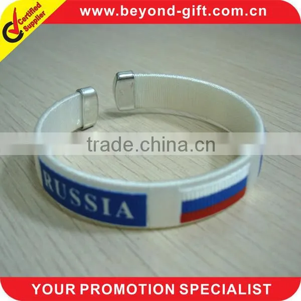 Custom Flag Logo Friendly Sports Plastic Wristbands