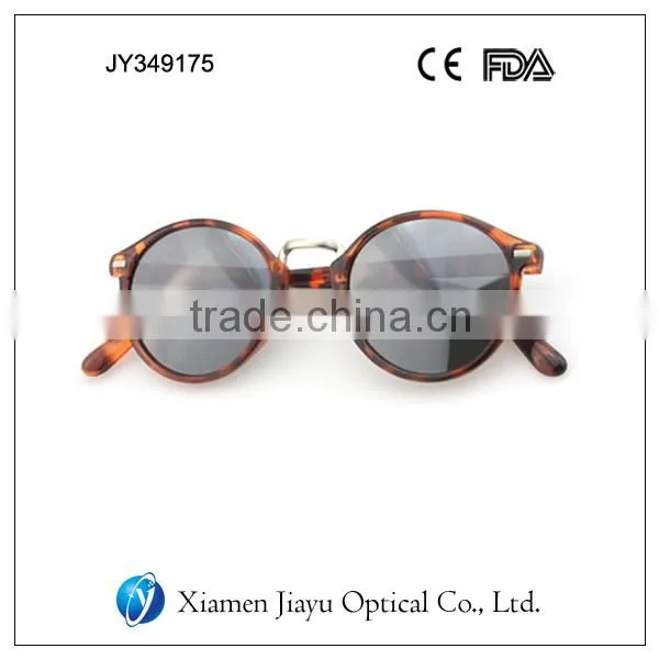 Good Stylish Acetate Plastic Polarized Sunglasses for Woman Anad Man photo-2