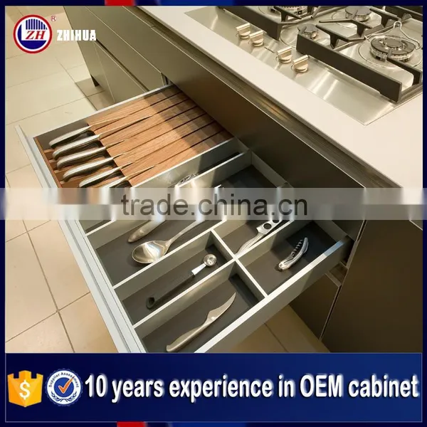 Guangzhou Manufacture High Gloss Laquer Kitchen Cabinetry photo-4