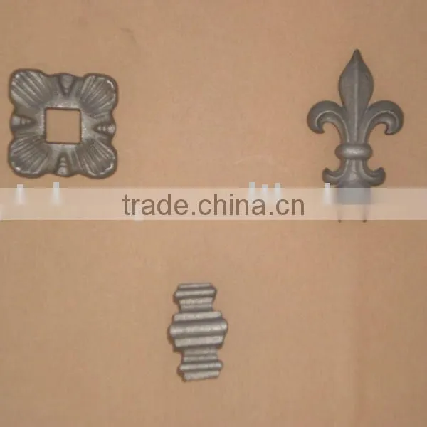 Good Quality Wrought Iron & Cast Iron Decorated Ornaments