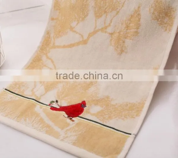 2015 Cotton Embroidery Christmas Pattern Baby Face Towels photo-3