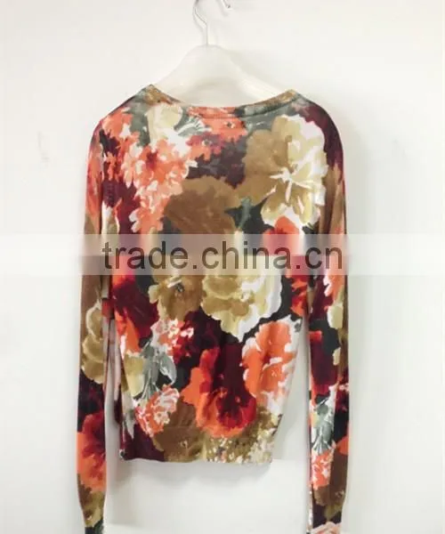 Women's V-neck no Hand Feeling Reactive Printing Cardigan Sweater photo-2