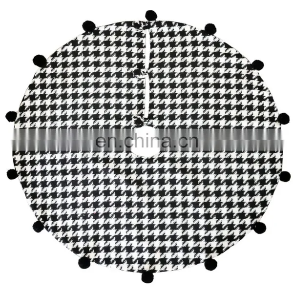Decorative Print Red Stripe Tree Skirt for Christmas photo-5