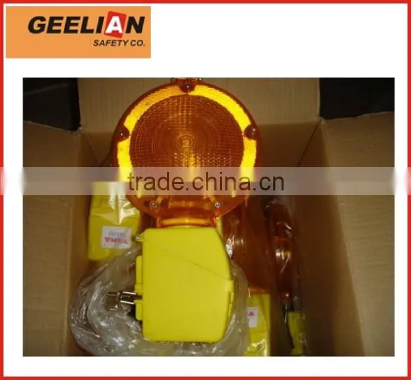 Traffic Safety Solar Warning Light of LED Warning Light for Traffic Barricade and Warning photo-3