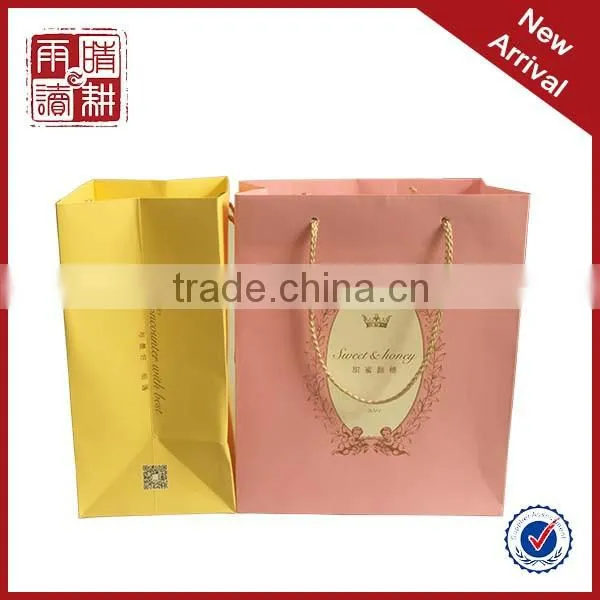 Printed Gift Bags Paper Gift Bags Wholesale Gift Bag Luxury photo-2