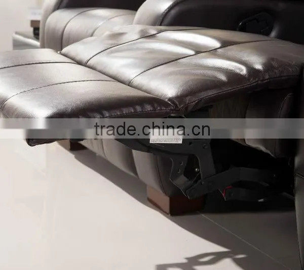 Classic French Style Bonded Leather Sectional Sofa Picture photo-5