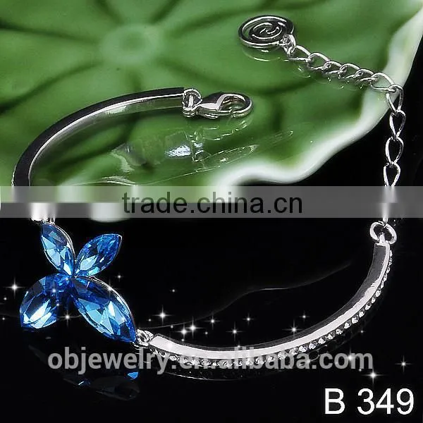 Crystal, Rhinestone Main Stone and Silver Jewelry Main Material Silver And Gold Bracelet photo-3