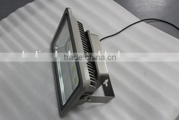 Factory Supply High Quality Ip65 Waterproof 200w Outdoor Led Flood Light photo-4