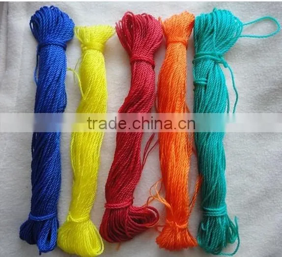 PE Rope /3 Strand Twisted pp Rope/plastic Rope photo-2