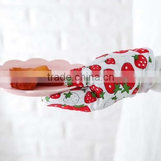 Printed Heat Resistant Grill Microwave Oven Gloves Wholesale Cotton Oven Mitts photo-4
