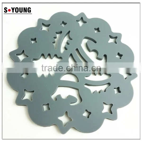 16142 Flower Shape Unti-skidding Table Silicone Mat photo-4
