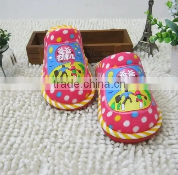 Comfortable Warm Indoor Cartoon Shoes With Led Sole for Kids photo-2