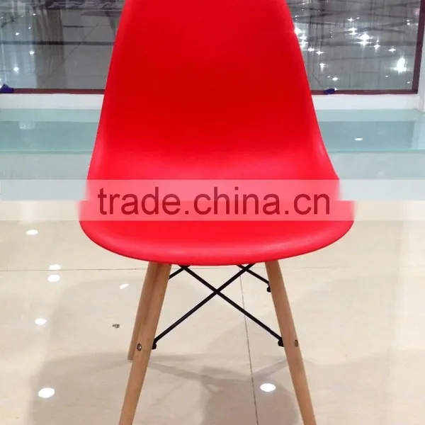 High Quality Cheap PP Plastic Emes Chair Replica photo-2