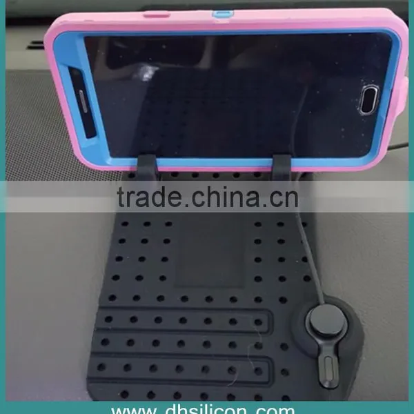 Convenient Magnetic Car Holder With Charging