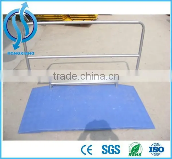 Plastic Trench Cover With Iron Barrier for Road Work photo-3