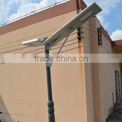High Brightness 80W LED100W PV All in One LED Integrated Solar Street Lighting photo-6