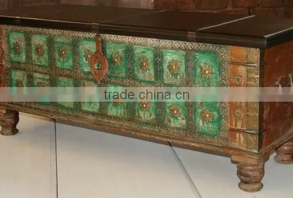 WOODEN COOFEE TABLES AND BLANKET TABLE. photo-2