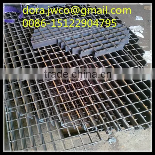 Hebei Jiuwang Hot Dip Galvanized 35x5 Metal Grating photo-2