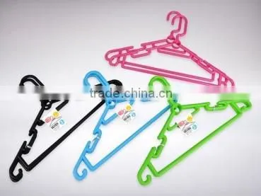 Seven Hanger 2P Plastic Clothes Hanger With Rotary Hook
