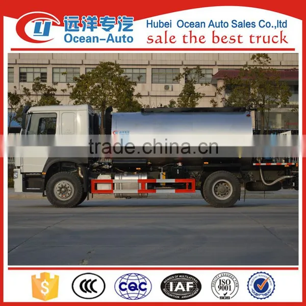 2016's HOWO Brand 10cbm Asphalt Distributor Truck for Sale photo-2