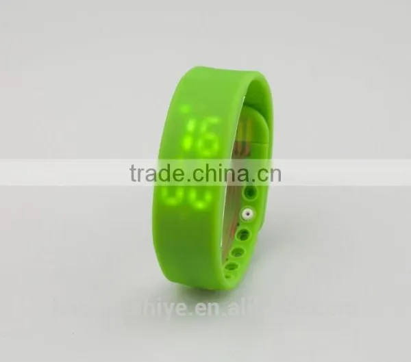 2015 Most Popular Products China, Instructions for Using Pedometer photo-3