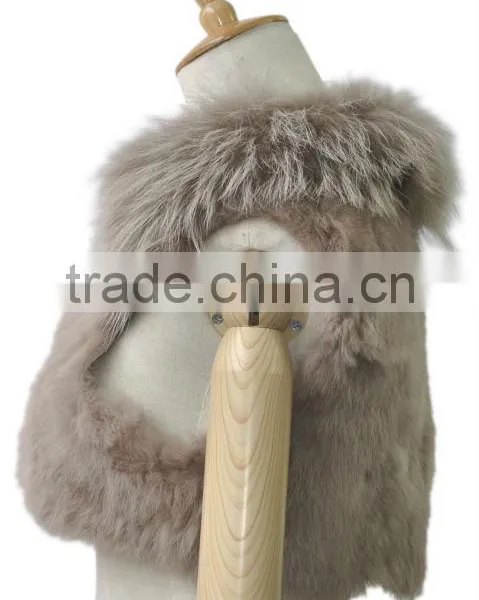YR267 Ladies Rabbit and White Raccoon Belly Fur Vest photo-2
