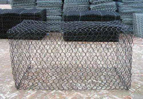 Low Price Hot Dipped Galvanized 8x10cm Heavy Hexagonal Gabion Wire Mesh for Retaining Walls photo-4