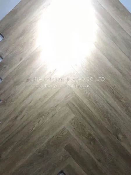 7mm 8mm Laminate Flooring From China photo-3