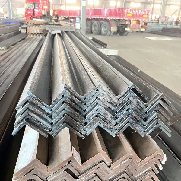High Quality Steel Carbon Angle ASTM A36 Angle Bar Fence Design Production Line 40*40*4 mm Structural Iron Angle photo-3