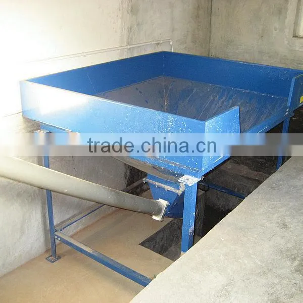 Hopper for Main Feed Line