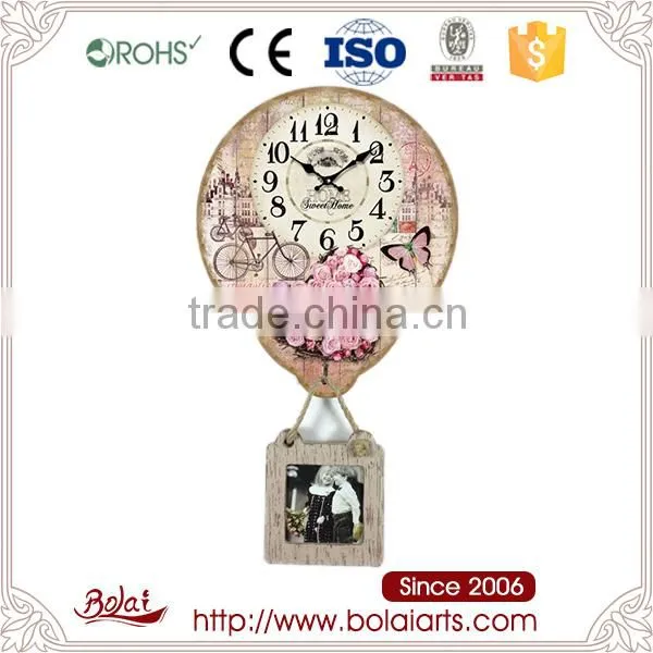 Hot-air Balloon Shaped Roses Pattern Dial and Hanging Photo Frame Mdf Wooden Wall Clock
