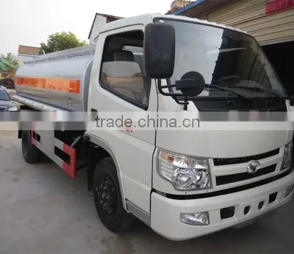 Best Price 7000 Liters -10000 Liters Fuel Tanker Truck Capacity photo-2