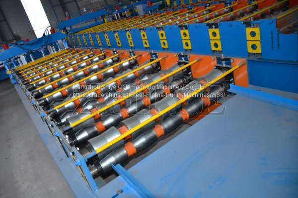 PLC Controlling Colored Steel Step Tile Roofing Making Machine photo-4