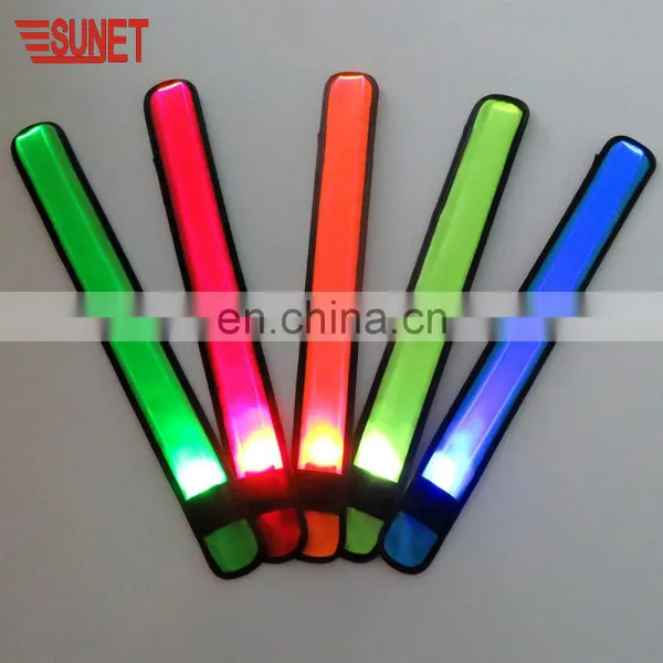 2018 New Products Plastic Glow In The Dark Reflective Slap Bracelet photo-2