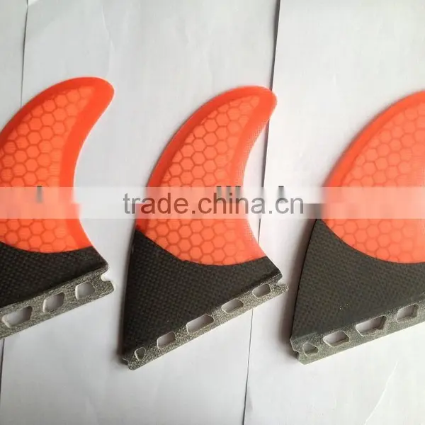 2013 Chinese Flexible Full Carbon Fiber Super Light Surfboard Fcs Fins