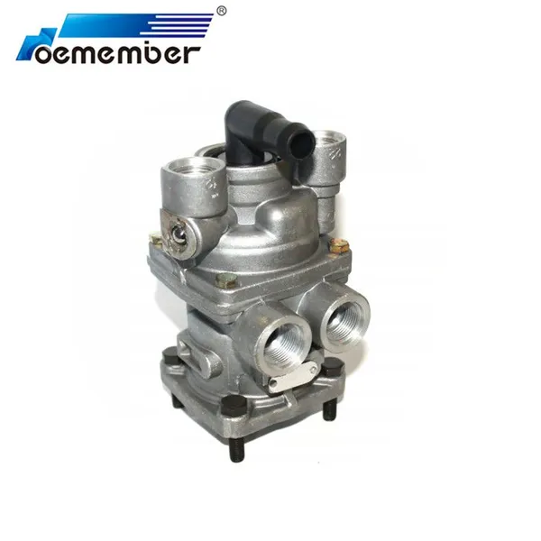 OE Member Foot Brake Valve for Mercedes Truck 4613152580 For Mercedes photo-3