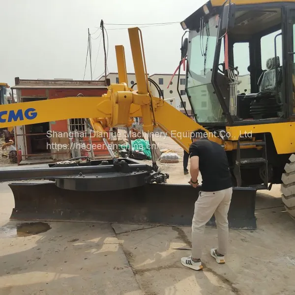 Used Grader 215 Cummins XCMG Motor Grader Wheel Hydraulic photo-2