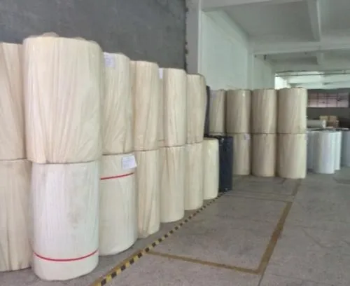 Cinta adhesiva para enmascarado resistente a las condiciones climáticas, rollo jumbo, materia prima para cinta adhesiva para enmascarado decorativo