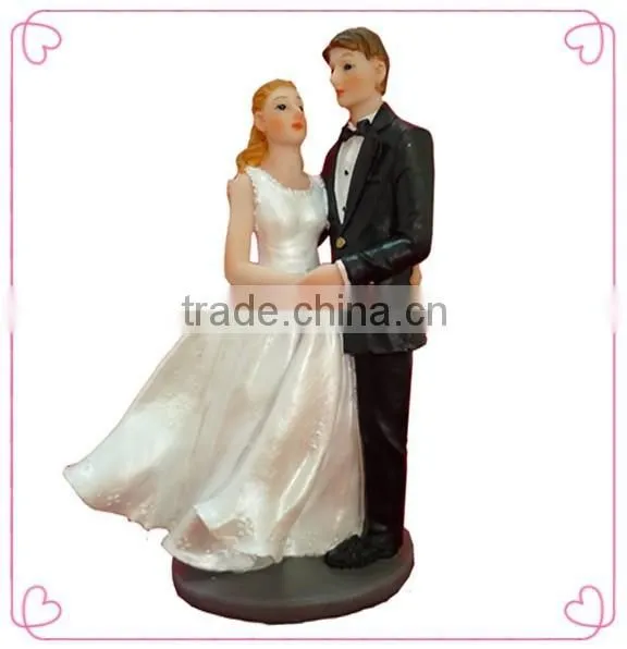 Resin Couple Figurine for Wedding Gifts photo-2
