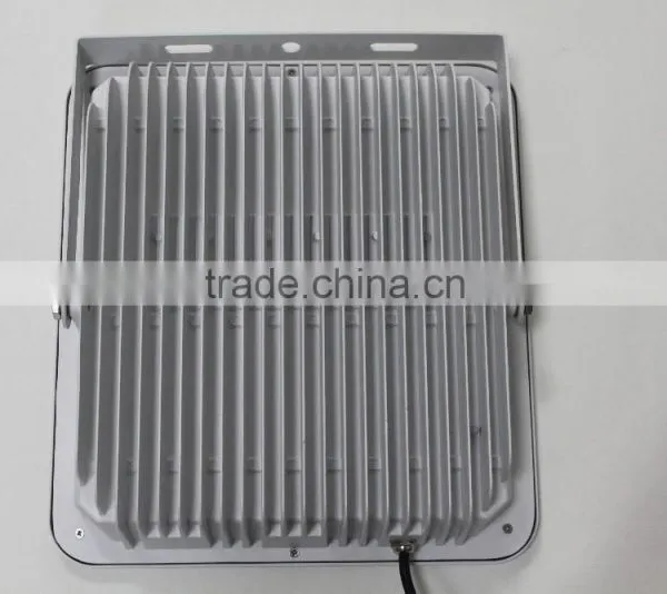 Outdoor IP65 LED Flood Light 200W Waterproof White Housing photo-4