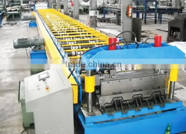 Cheap Custom Hot-sale Metal Flooring Roll Forming Machine photo-3