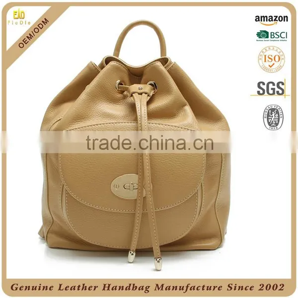 Guangzhou OEM Factory Women Duffel Bag Leather Travel Bag Lady Backpack Durable Fashion Practical Backpack of Real Leather photo-6