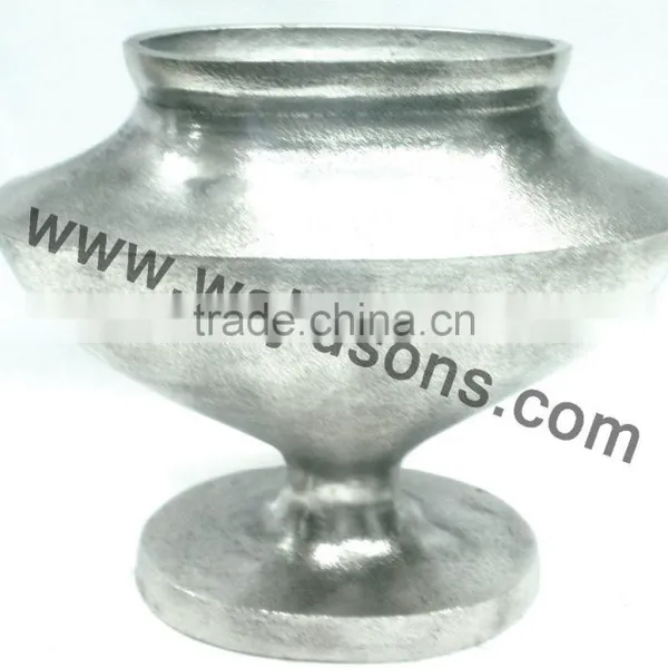 Antique Metal Aluminium Vase Stand photo-2