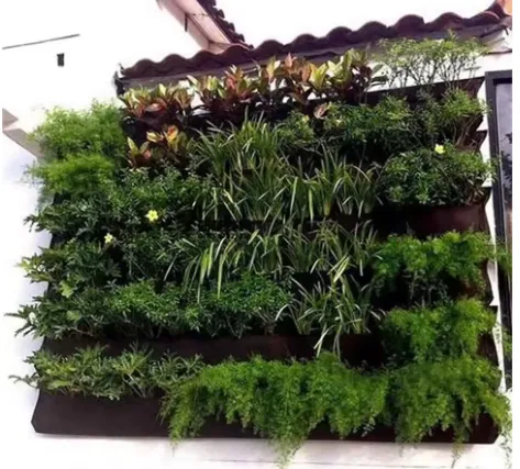 Wholesale Multi-pocket Vertical Wall Hanging Planter Bags Professional Green Field Gardening System Grow Bags photo-4