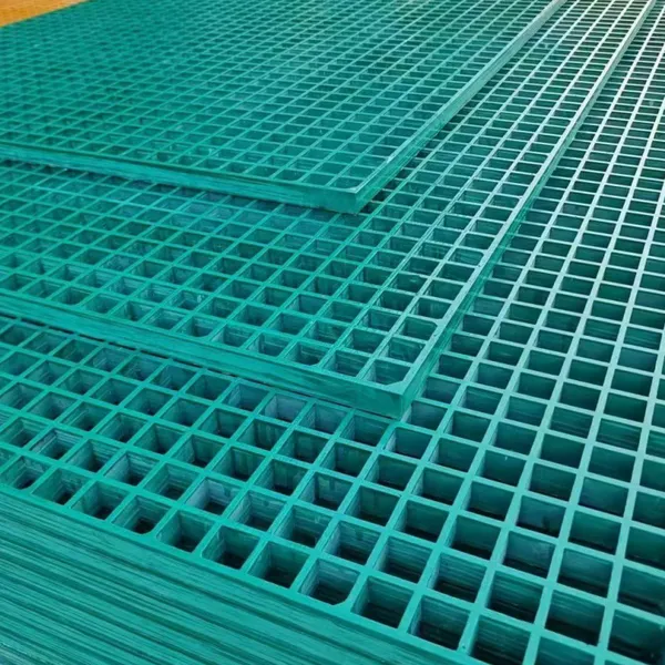 Wastewater Treatment Application FRP Pultruded Grating Walkway With 25mm Sq Mesh and PVC Coating photo-2