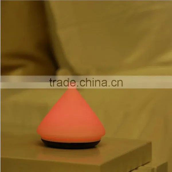 UCHOME Hot Selling Cute Night Silicone Light for Kids Color Changing photo-4