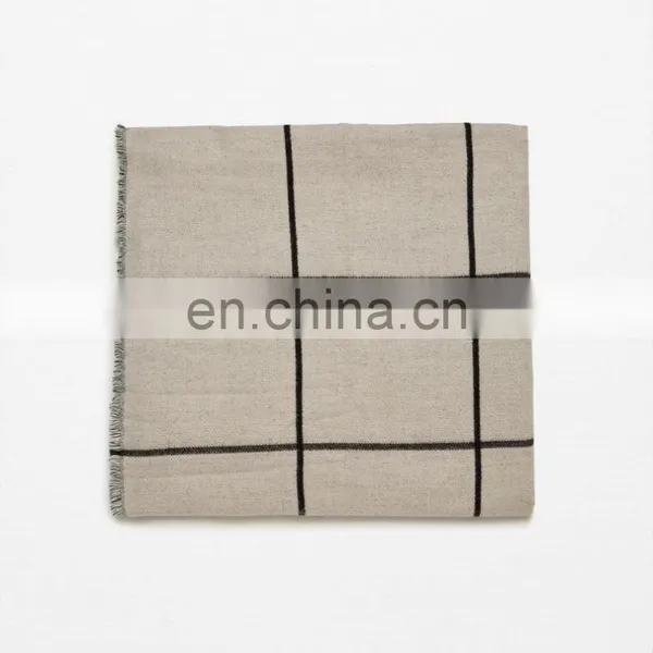 2017 Winter And New White Gray Double Jacquard Jacquard Scarf photo-3