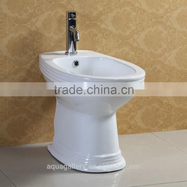 Floor Standing White Color Ceramic Bidet photo-2